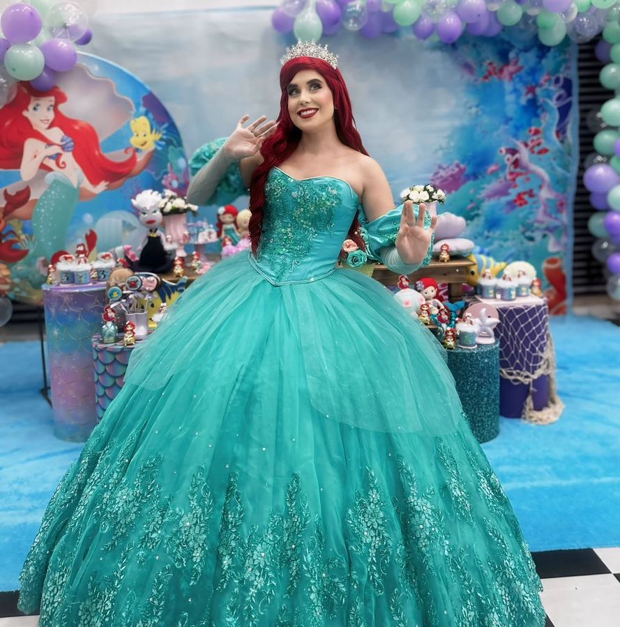 Ariel, a Pequena Sereia, personagem viva para festa infantil